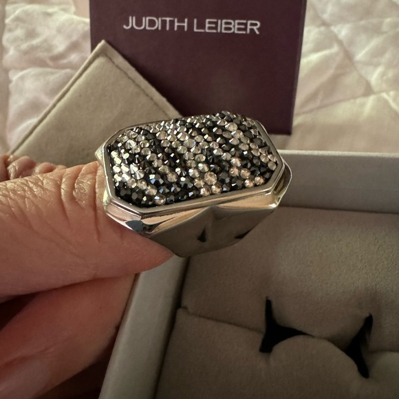 Judith Leiber Papa Print Zebra Pave Ring, 6, NWT Full Inclusion, Box & Packaging - Picture 6 of 10